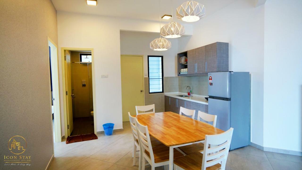 Apartment Atlantis @ Icon *