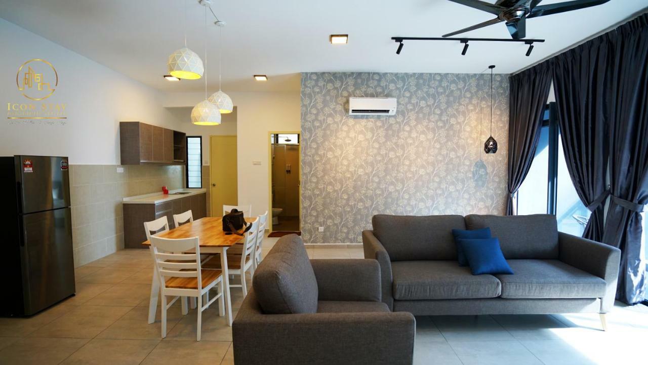 Atlantis @ Icon Apartment *